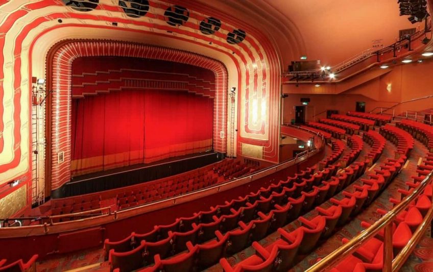 tiyatro-sesi-sistemleri-proje-2 tiyatro salonu ses sistemi fiyatları