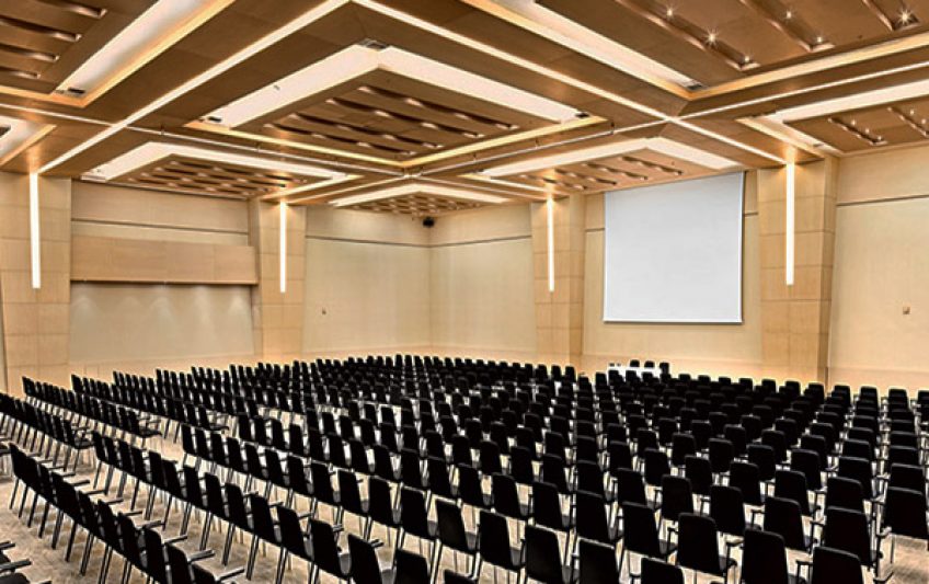 kongre-merkezi-projeksiyon